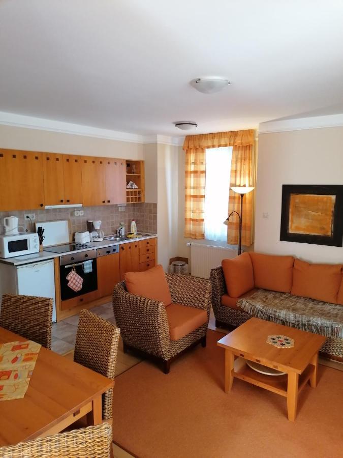 Daniella Apartman Bük Esterno foto